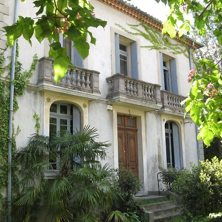 Les Remparts Bed & Breakfast Капестон Екстериор снимка
