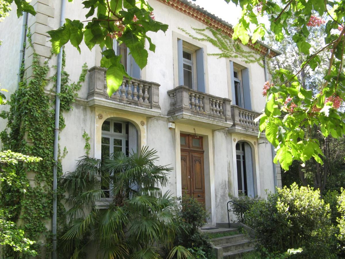 Les Remparts Bed & Breakfast Капестон Екстериор снимка